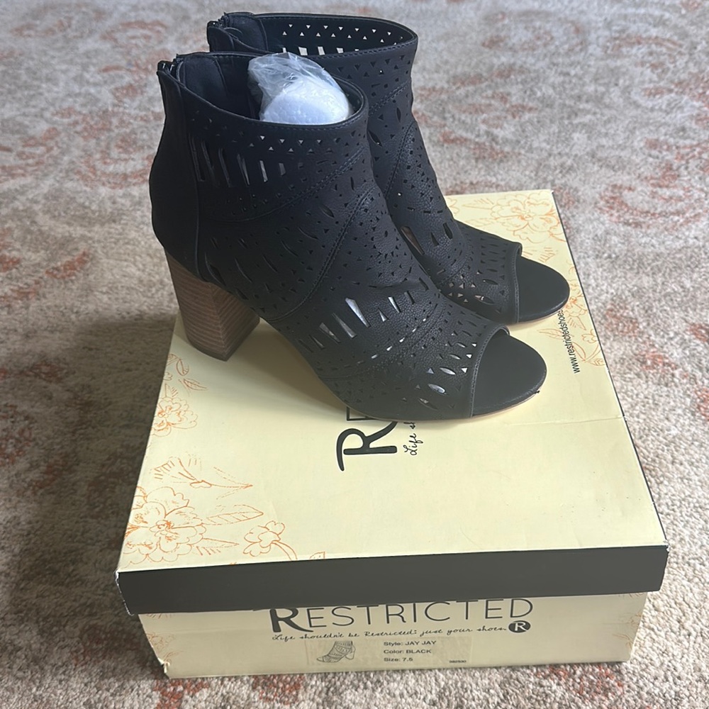 Restricted Heels - image 1